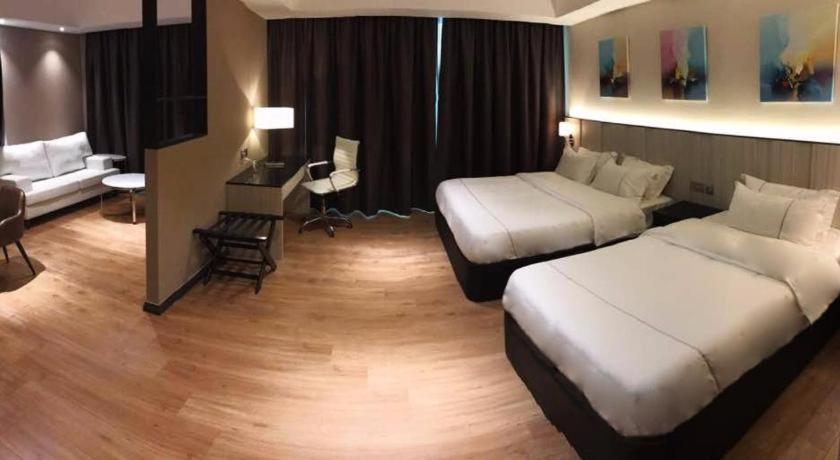 Higher Hotel Bandar Seri Begawan Exterior photo